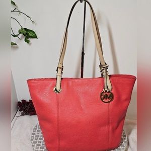 ❤️EUC Micheal kors Shoulder Purse